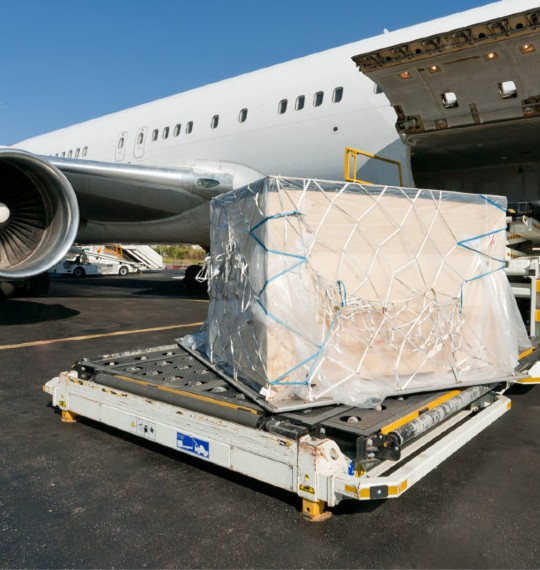 loading-air-cargo-into-aircraft (1)